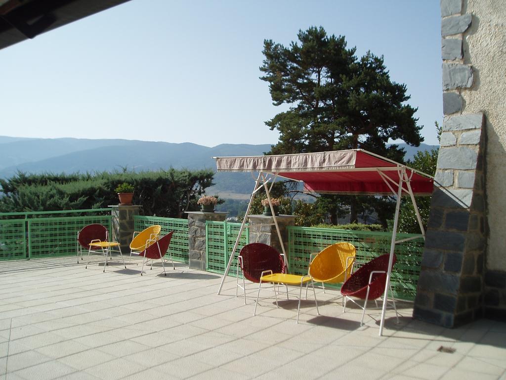 Hostal Rita Belvedere Пучсерда Экстерьер фото