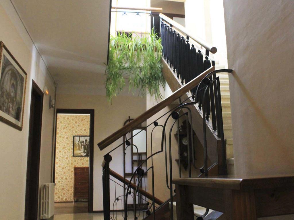 Hostal Rita Belvedere Пучсерда Экстерьер фото